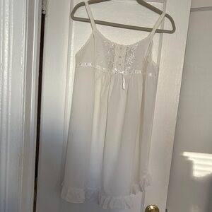 Victoria's Secret White Lace Trim Chemise